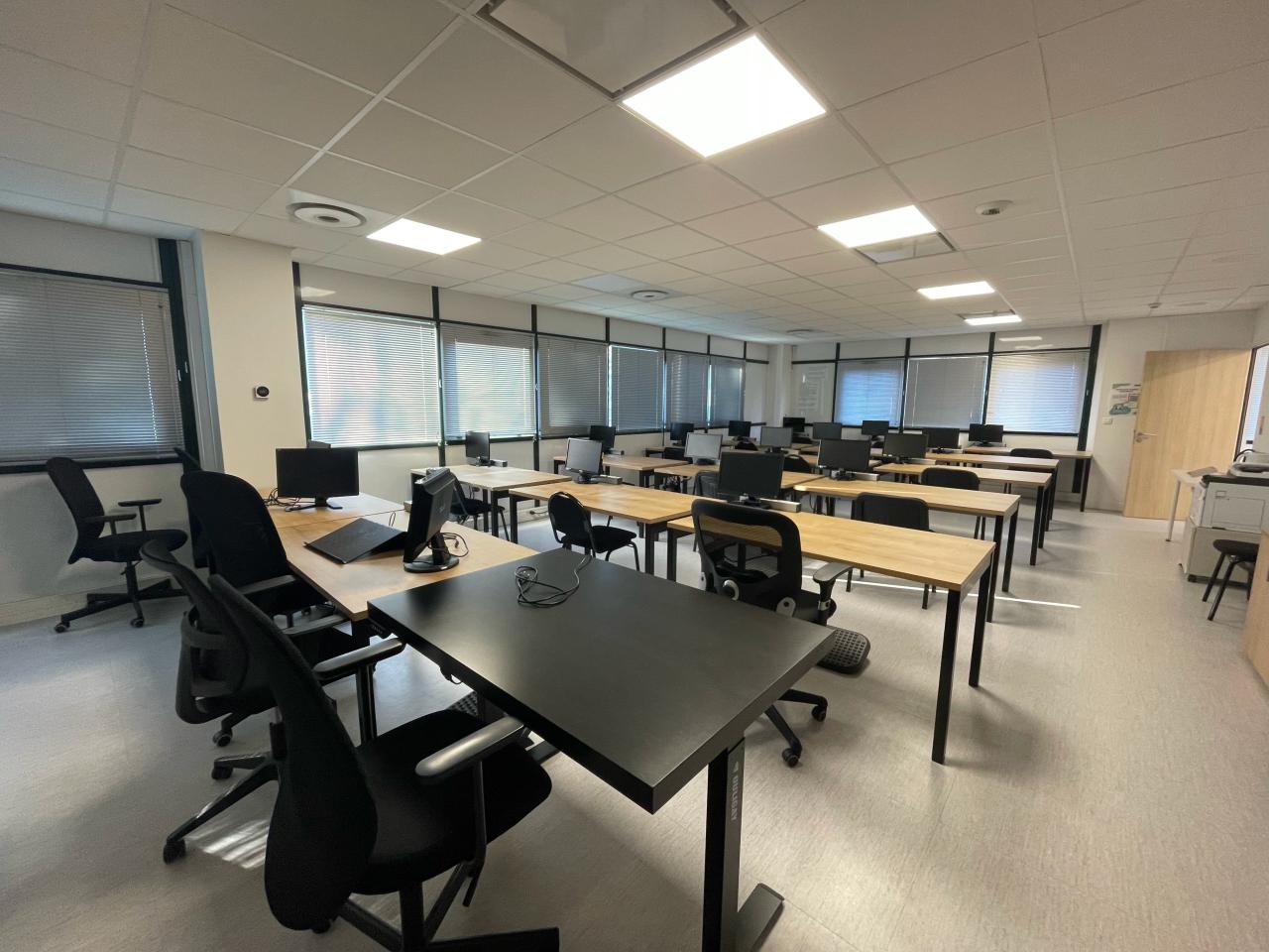 Bureau Nantes 750m² Location bureau Nantes Loire-Atlantique OLBUR2425878 11